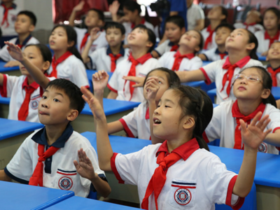 哈尔滨市教育局：根据疫情形势，全市中小学生元旦起放寒假