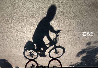 一次快门！照亮影子的黑白世界