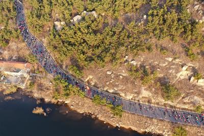 气温1度，热情100度！第三届青岛大珠山25KM越野赛开跑啦