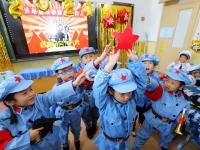 让孩子告诉你 他们心中的超级“英雄”是谁