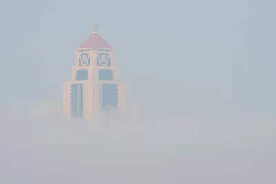 海雾袭城，岛城如置身仙境