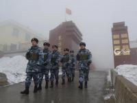 兵雪奇缘 他们一年与雪相伴7个月