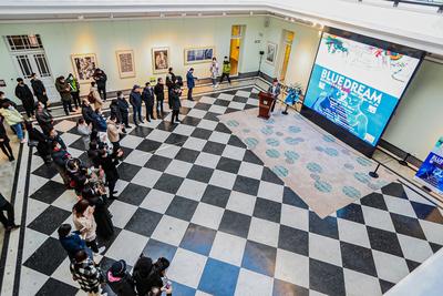 20幅原作首度亮相，实拍"新生代美国具象绘画展"