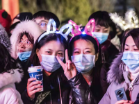 500架无人机升空迎新年