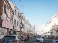 走过百年石阶道，黄岛路依然是最烟火的所在