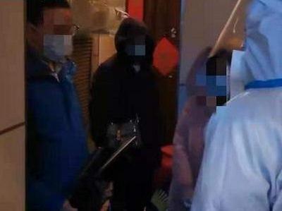 大连一隔离期内居民擅自出门，全家需重新“14+7”隔离，费用自理  
