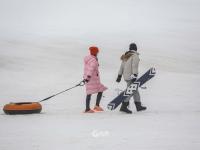 去滑雪吧！在运动中尽情拥抱冬天