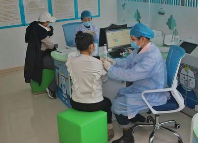 青岛新冠疫苗接种已达9万余人 市民将陆续免费接种