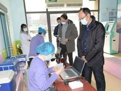城阳区医务人员接种新冠疫苗
