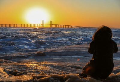 你见过冰海落日的壮观景色吗？冷也值得！