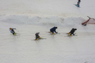 去滑雪吧！在运动中尽情拥抱冬天