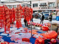 红火！“灯笼专业户”的灯笼摊大赏