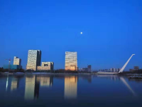 他们，给我们带来新年的第一缕阳光