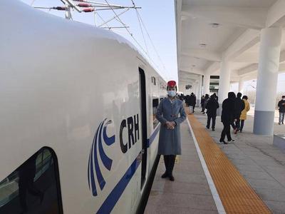 在省内率先“县县通高铁”，青岛被“中国铁路”点名了！