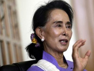 缅甸总统温敏和国务资政昂山素季被军方起诉