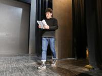 青岛戏剧导演张鹏：坚持戏剧该有的样子