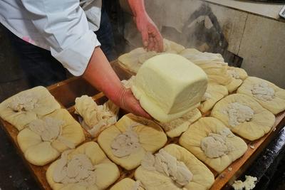 春节习俗：腊月二十五 吃豆腐抢头福