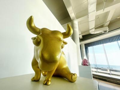 牛年，从“犇跑”中感受艺术的独特魅力