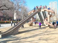 沧口公园大滑梯：实拍41年前的“老网红”