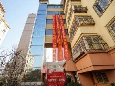 李沧区首例城市社区加装电梯交付使用