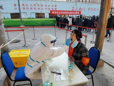 提升应对突发情况的处置能力，李沧区开展全员核酸检测应急演练