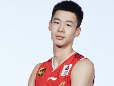 八一男篮“超市”开张，青岛小将郭昊文有望加盟上海大鲨鱼