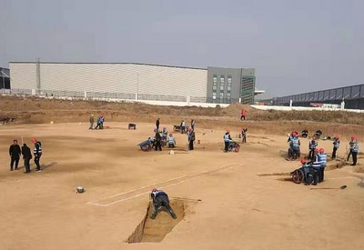 西安咸阳机场扩建发现3500余座古墓