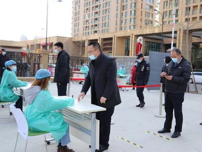 李沧区延川路社区组织全员核酸检测应急演练