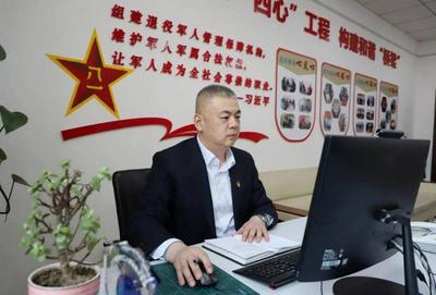 甘当退役军人的“勤务员” ，青岛这名退役军人服务站站长获全国表彰