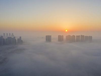 航拍平流雾美景 如梦似幻宛如仙境