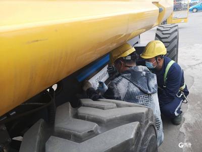 714台非道路移动机械办理“身份证”！消除冒黑烟，这类车辆排气污染防治成效凸显