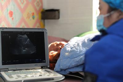  “健康直通车”直达百姓炕头 