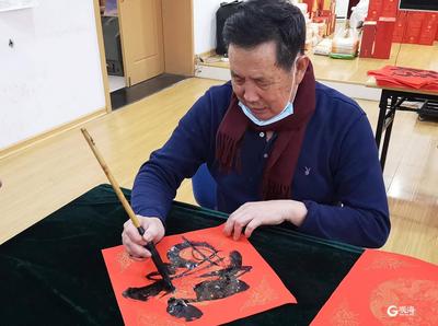 市南区金门路街道：笔墨书正气 清风送春“廉” 