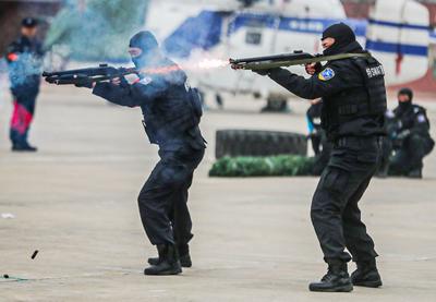 震撼实拍！青岛特警实弹演练|青岛警察故事⑫