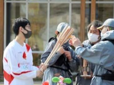 一波三折！东京奥运会圣火传递第二天又熄火了……