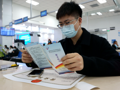 西海岸新区商标窗口运行月余，累计办理商标注册业务69件
