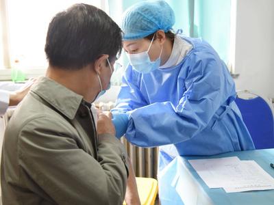 最新！青岛市内四区发布新冠疫苗接种通知，这89处门诊可接种