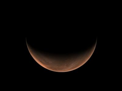 宛如“月牙”！天问一号拍摄的火星侧身影像公布