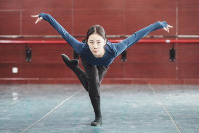 舞者宁萌特写：脚尖上的23年，从“晚会背景墙”到舞台女1号