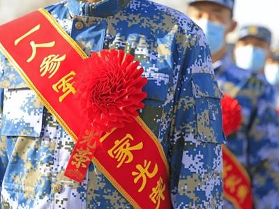 来了来了！首批春季新兵入营