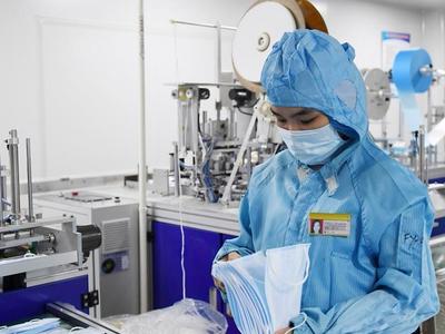 河北南宫首例新冠感染者细节：在医院摘口罩打电话