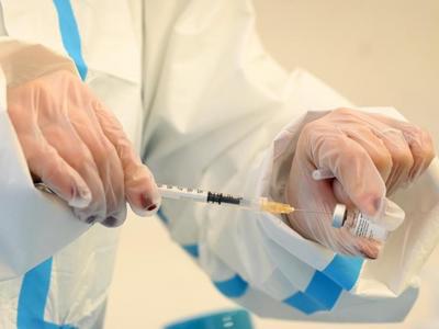 国家卫健委：既往新冠病毒感染者，在充分告知基础上可在6个月后接种1剂疫苗