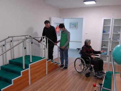 青岛启动创建老年友善医疗机构，年底半数以上医疗机构达标