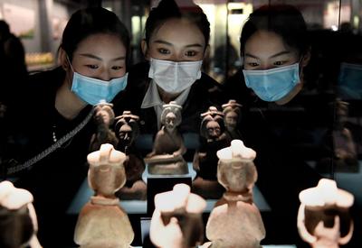 百余件汉唐乐舞文物在郑州展出