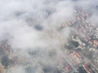 500米瞰去，青岛前海秒变“天空之城”