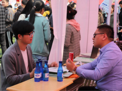万余岗位供挑选！青岛滨海学院举办“2021春季校园双选会”