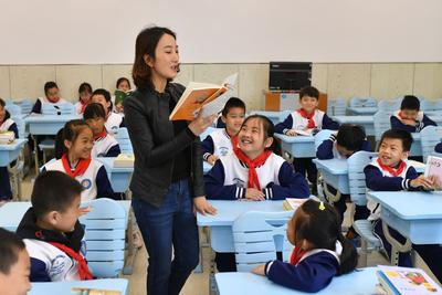 世界读书日｜书香宜人 悦读阅美！小学生开展读书主题活动