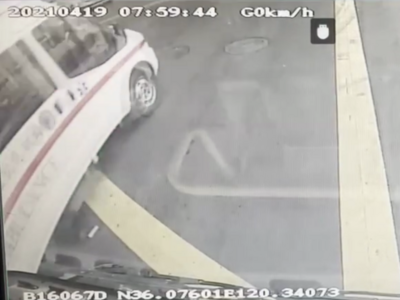 4小时内2次让行救护车，青岛这位公交驾驶员太赞了！