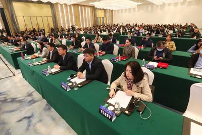 引领“工业赋能”新范式，这场三百人大会有亮点……