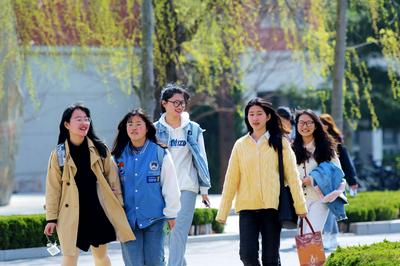 大学生转专业更灵活？多所高校出新规